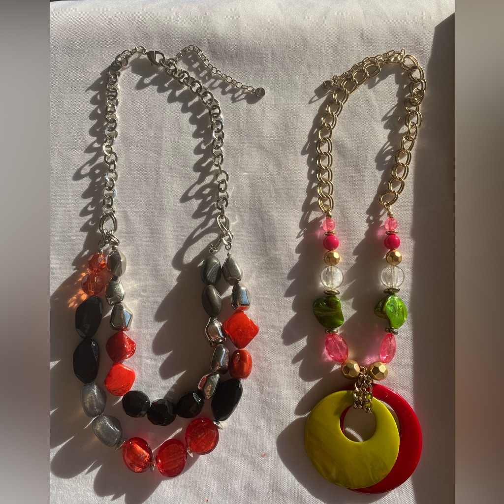 Ruby Rd Silver Tone And Gold Tone Necklace Set 18$
